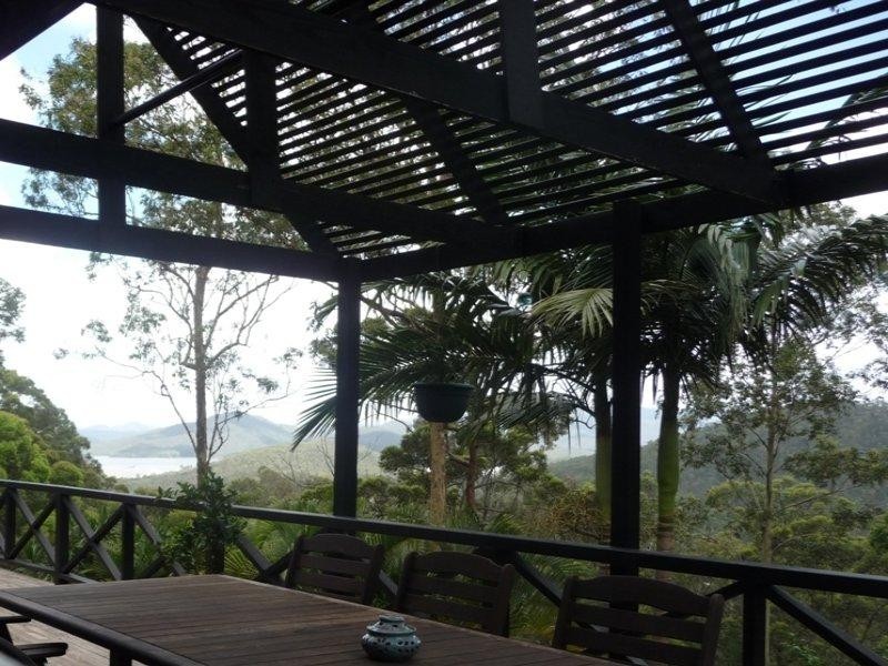 215 Beechmont Road, Advancetown QLD 4211