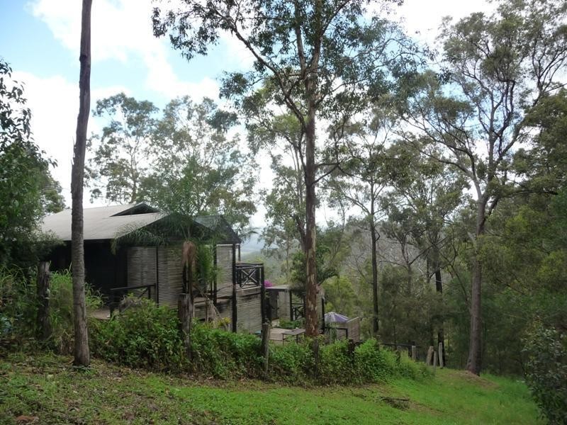 215 Beechmont Road, Advancetown QLD 4211