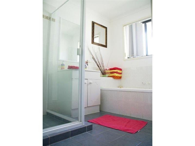 26 Rossmore Street, Nerang QLD 4211