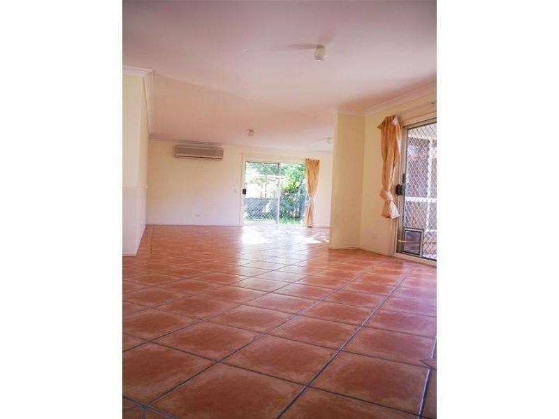 52 Numbat Court East, Coombabah QLD 4216