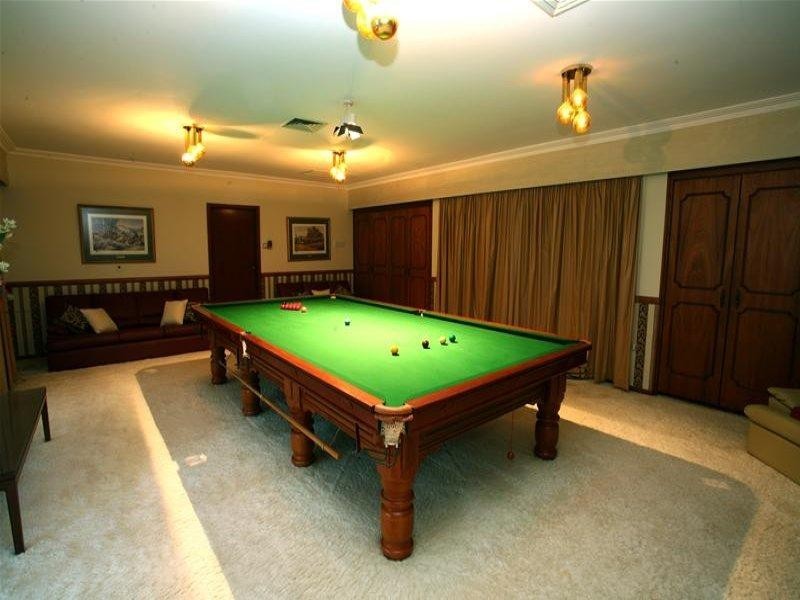 64 Koola Drive, Nerang QLD 4211