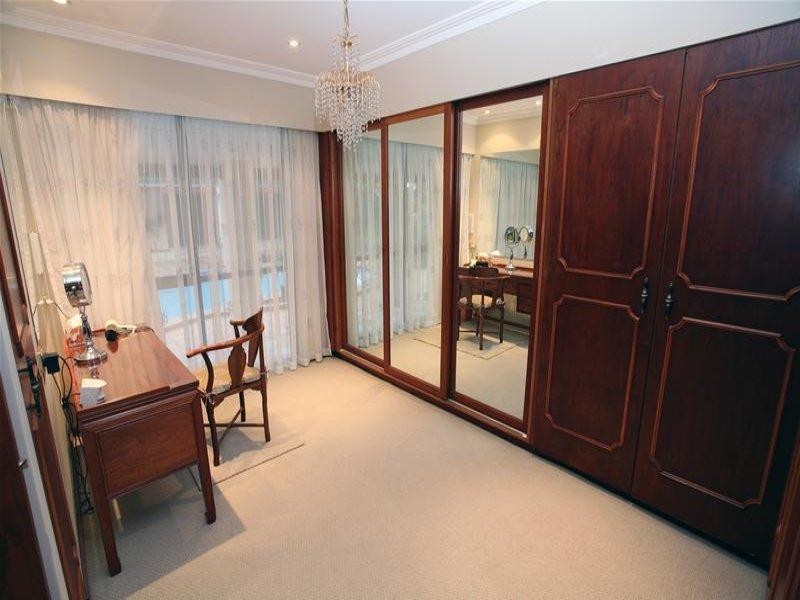 64 Koola Drive, Nerang QLD 4211