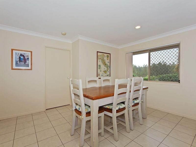 17 Greenbank Circuit, Carrara QLD 4211