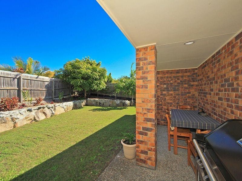 17 Greenbank Circuit, Carrara QLD 4211
