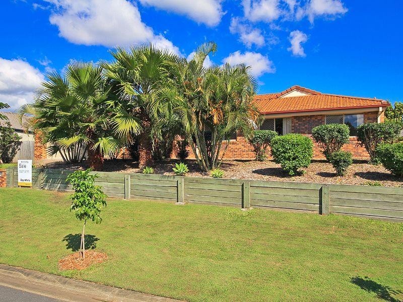 17 Greenbank Circuit, Carrara QLD 4211