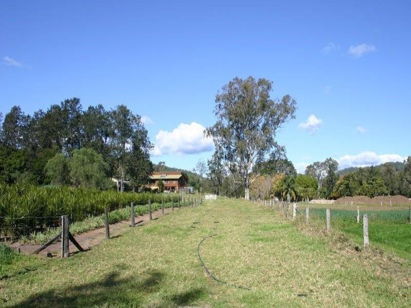 18 Riverglen Court, Mount Nathan QLD 4211