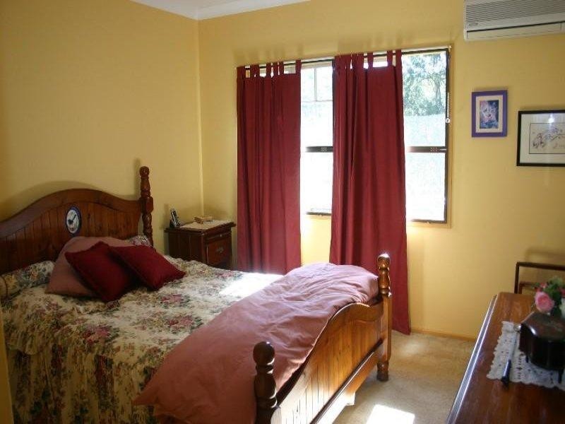 18 Riverglen Court, Mount Nathan QLD 4211