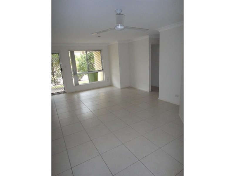 17/4 Bushmead Street, Nerang QLD 4211