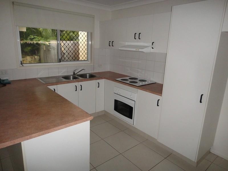 17/4 Bushmead Street, Nerang QLD 4211
