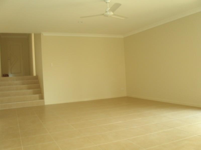 16 Riverview Road, Nerang QLD 4211