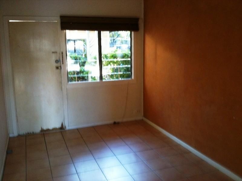 2/96 Frank Street, Labrador QLD 4215