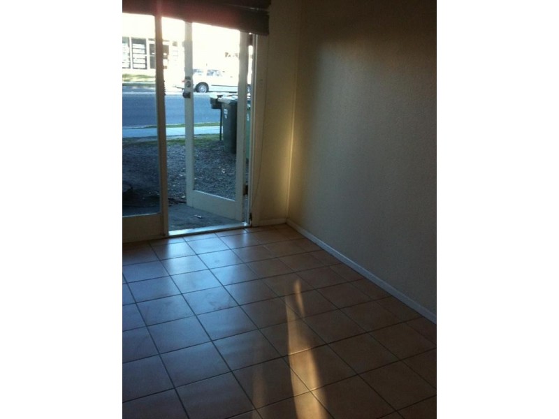 2/96 Frank Street, Labrador QLD 4215