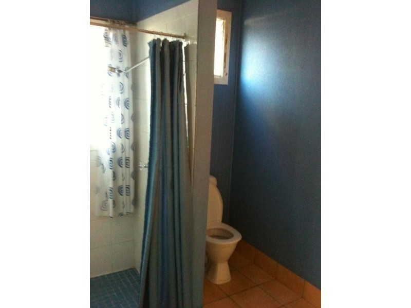 2/96 Frank Street, Labrador QLD 4215