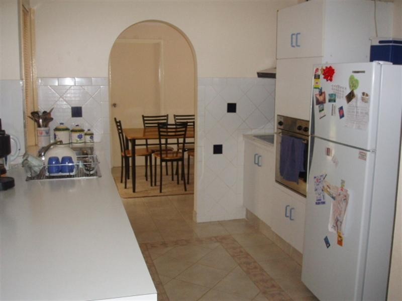 13 Leesa Court, Highland Park QLD 4211