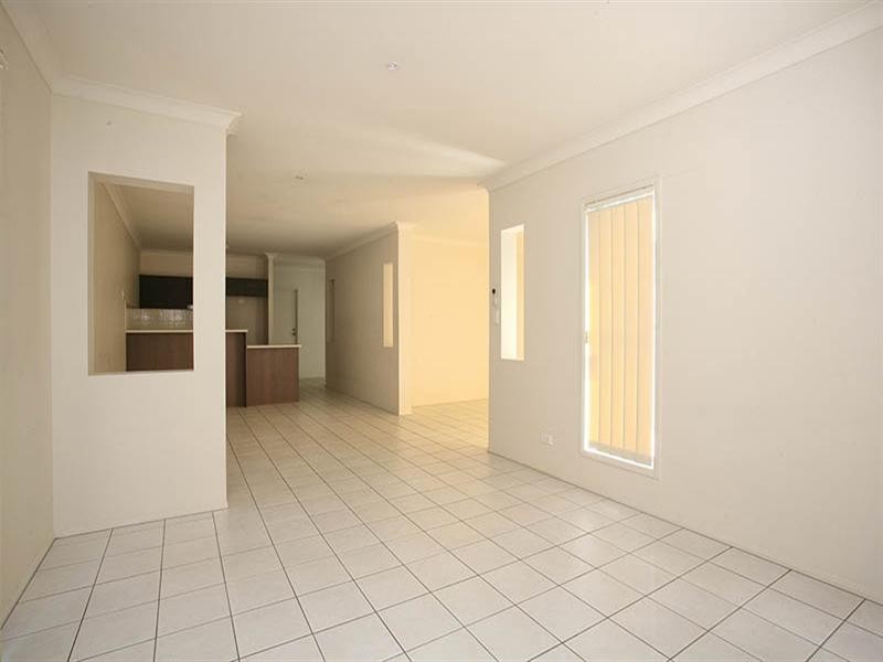 56 Merrilaine Crescent, Merrimac QLD 4226