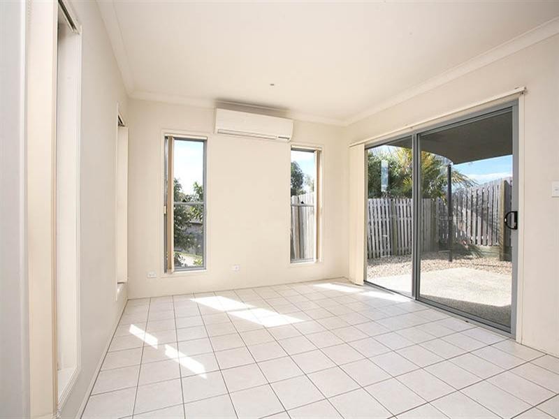 56 Merrilaine Crescent, Merrimac QLD 4226