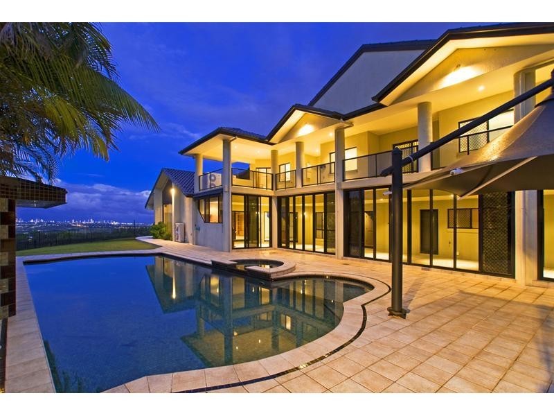 245 San Fernando Drive, Worongary QLD 4213