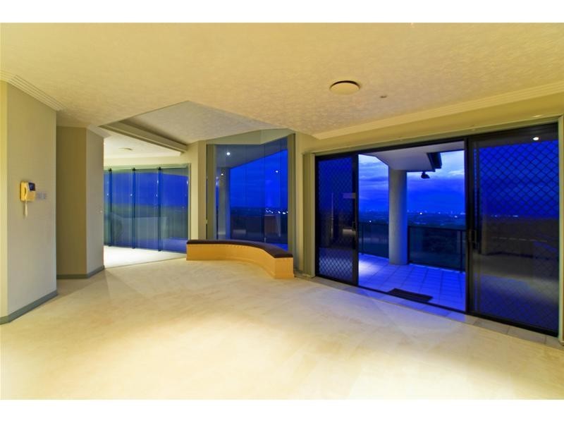 245 San Fernando Drive, Worongary QLD 4213