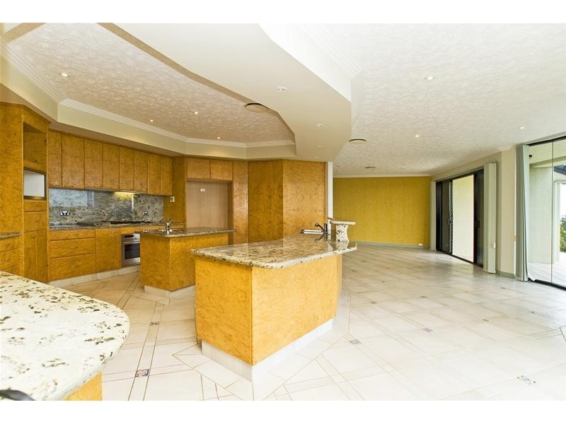 245 San Fernando Drive, Worongary QLD 4213