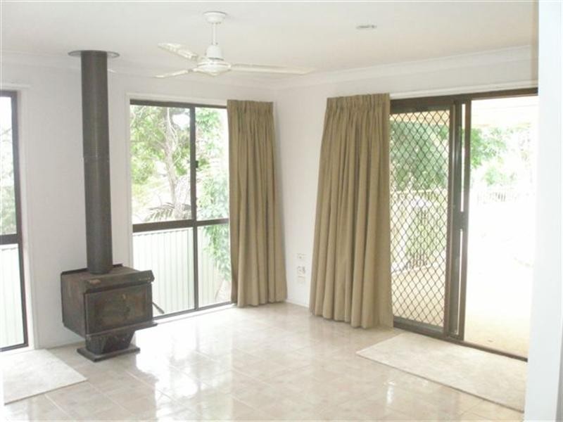 26 Cambridge, Carrara QLD 4211