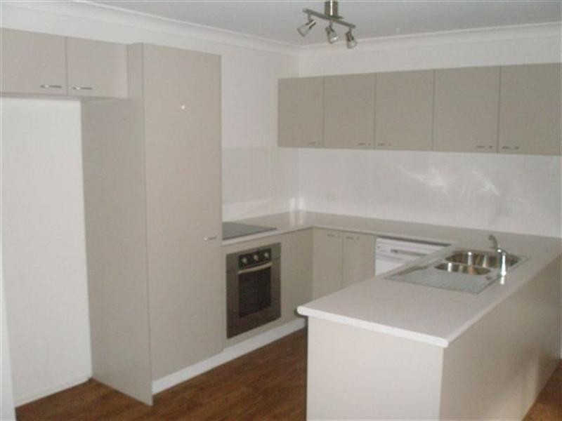 26 Cambridge, Carrara QLD 4211