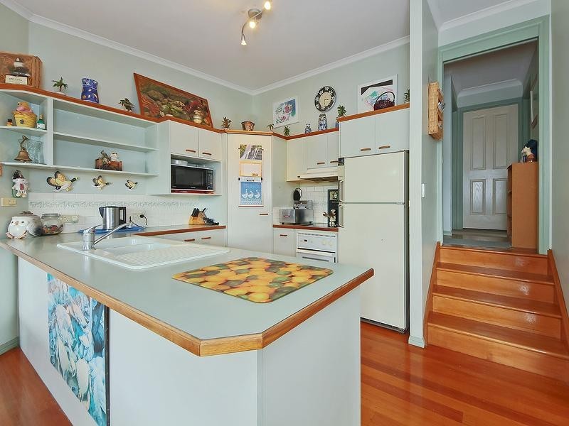 173 Pappas Way, Carrara QLD 4211