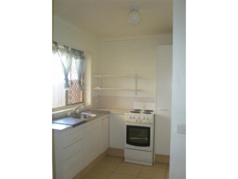 2/159 Pappas Way, Carrara QLD 4211