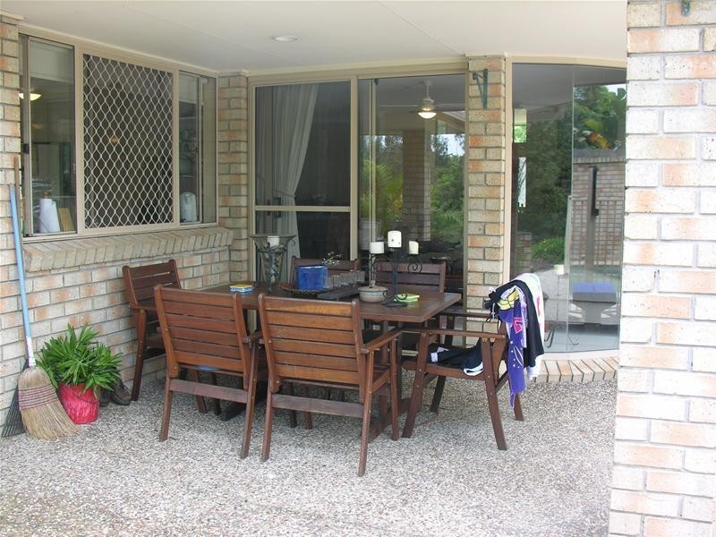 43 Nerang River Drive, Nerang QLD 4211