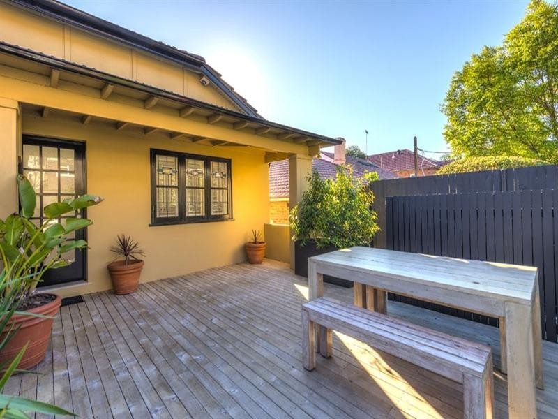 18 and 18A Holdsworth Street, Neutral Bay NSW 2089