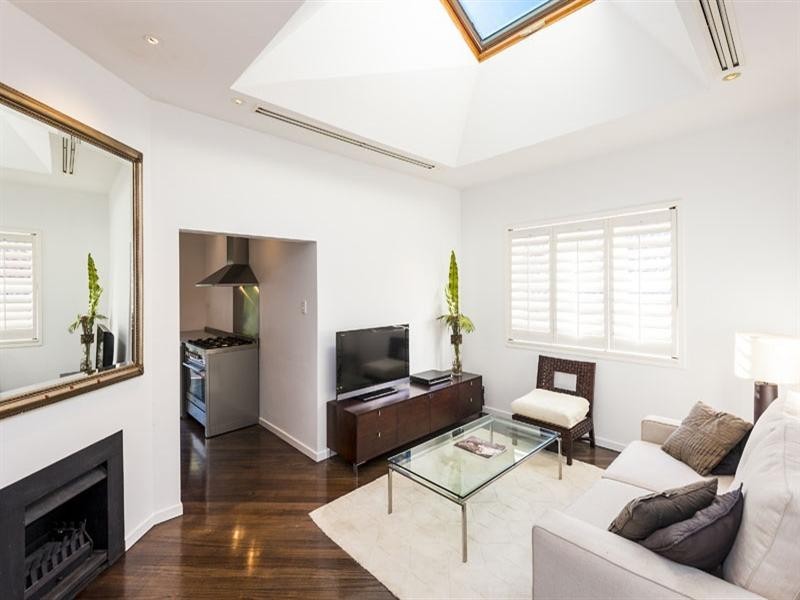 18 and 18A Holdsworth Street, Neutral Bay NSW 2089