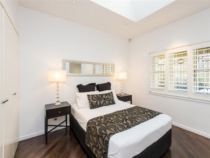 18 and 18A Holdsworth Street, Neutral Bay NSW 2089