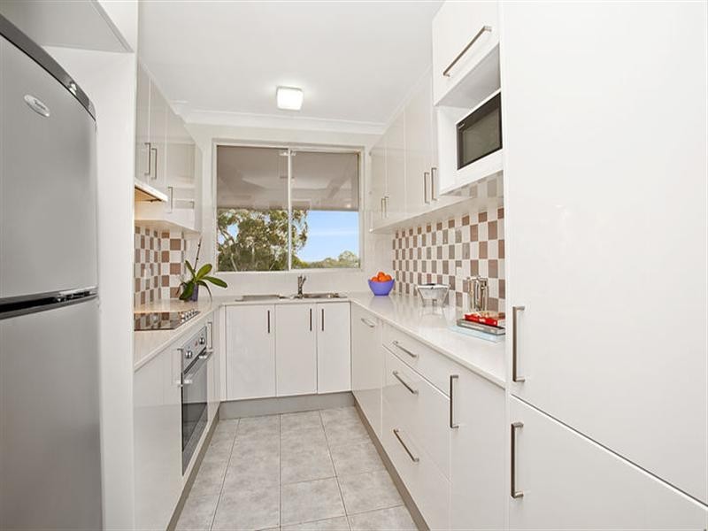 17/8-14 Bowen Street, Chatswood NSW 2067