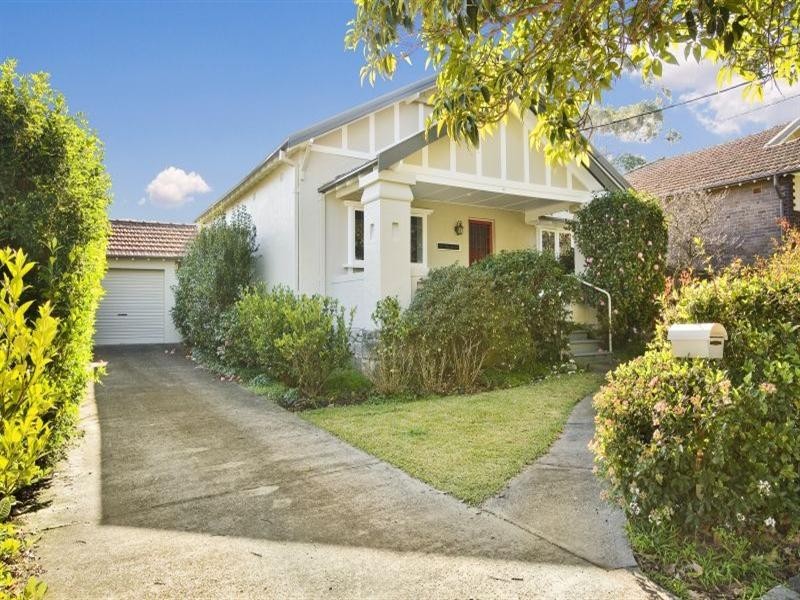 9 Glover Street, Willoughby NSW 2068