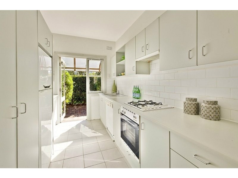 2/12A Ben Boyd Road, Neutral Bay NSW 2089