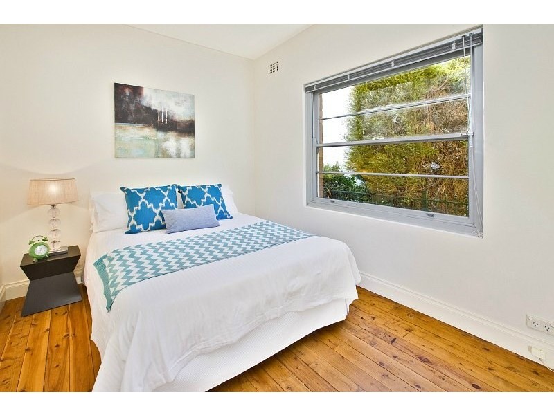 2/12A Ben Boyd Road, Neutral Bay NSW 2089