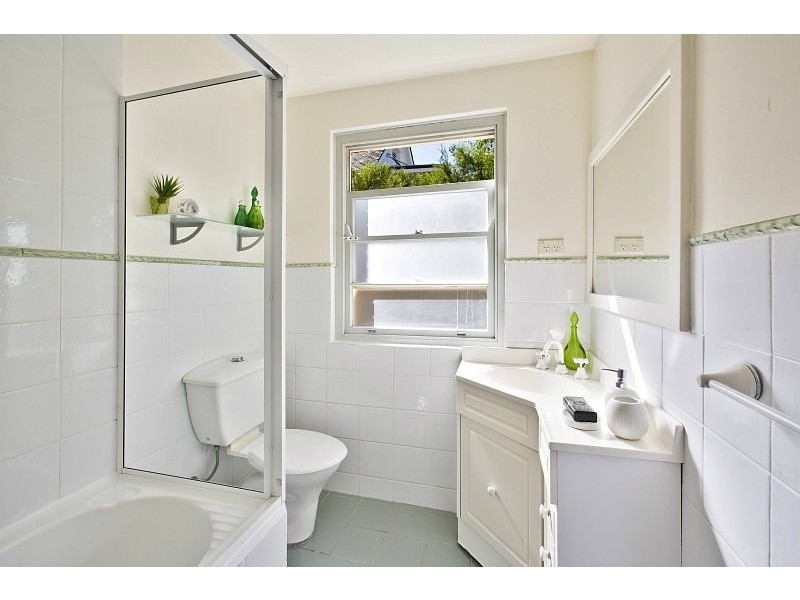 2/12A Ben Boyd Road, Neutral Bay NSW 2089
