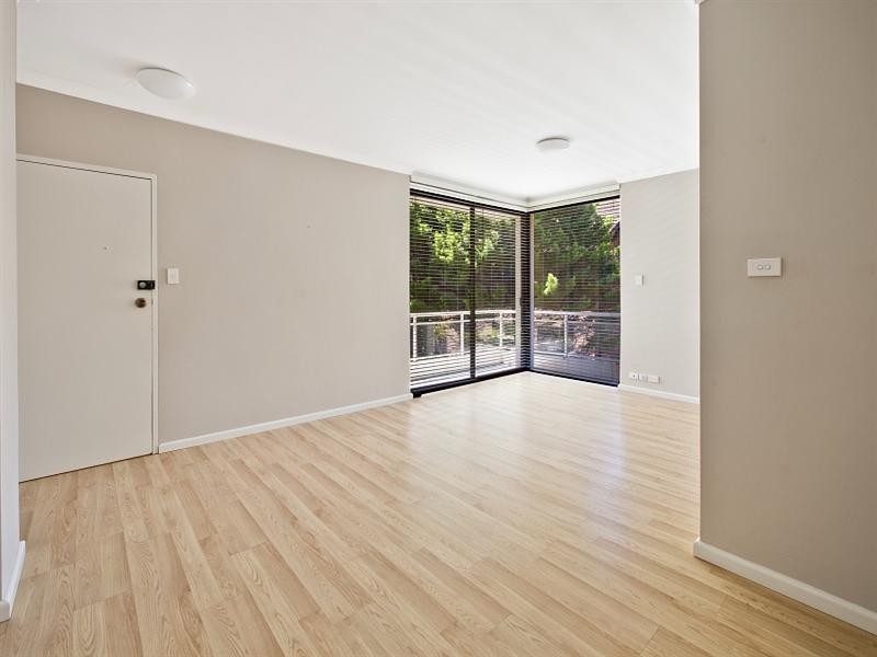 8/29 River Road, Wollstonecraft NSW 2065