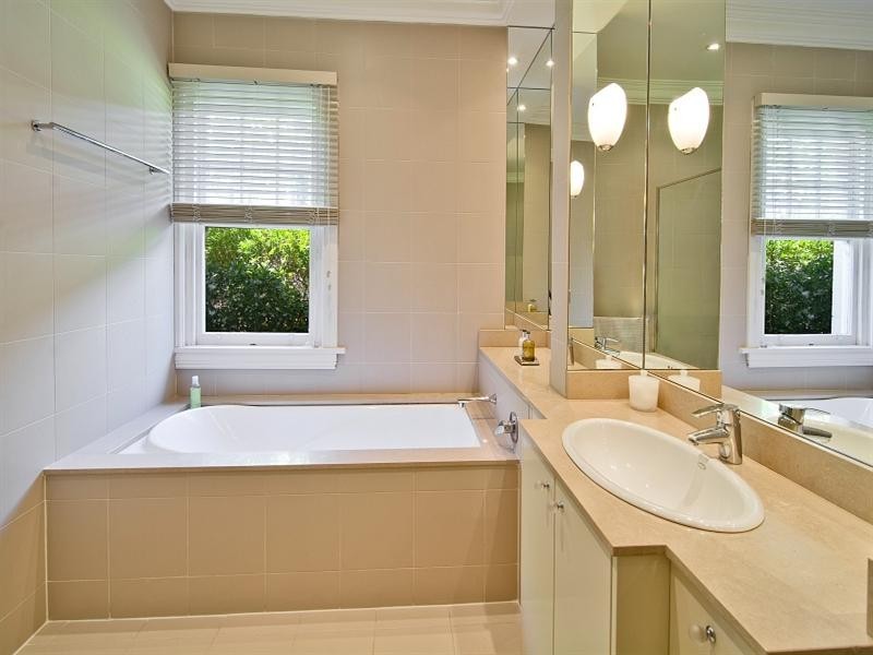 9 Holbrook Avenue, Kirribilli NSW 2061