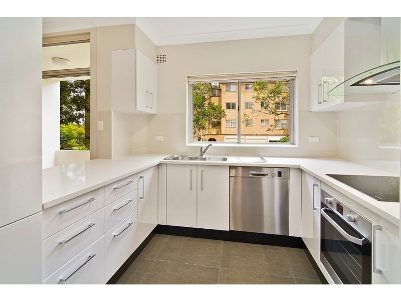 2/8 Gillies Street, Wollstonecraft NSW 2065