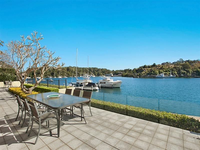 Residence 1,17 Munro Street, Mcmahons Point NSW 2060