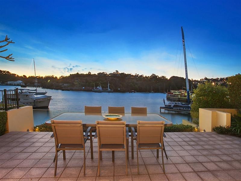 Residence 1,17 Munro Street, Mcmahons Point NSW 2060