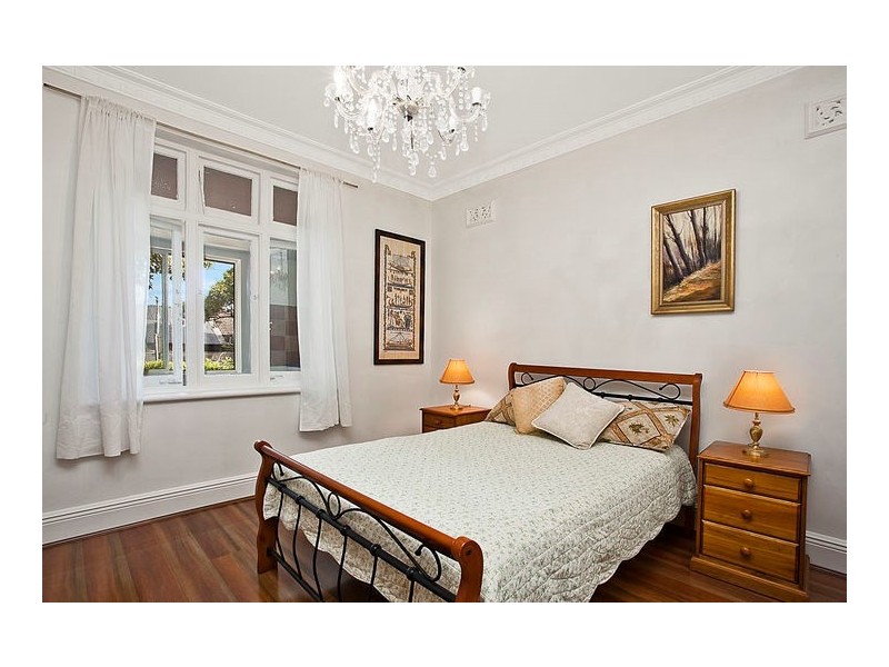 112 Ernest Street, Crows Nest NSW 2065