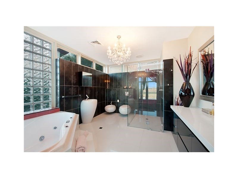 37 Battle Boulevard, Seaforth NSW 2092