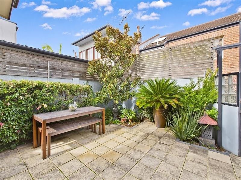 4/118 Ernest Street, Crows Nest NSW 2065