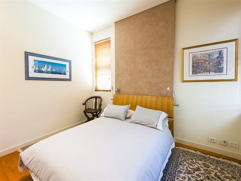 25 Peel Street, Kirribilli NSW 2061