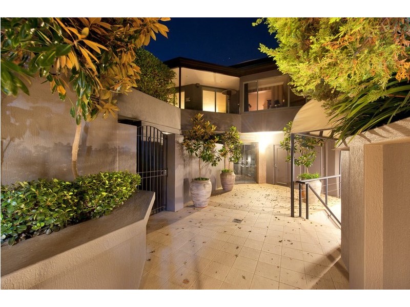 Residence 7, 2 Hayes Street, Neutral Bay NSW 2089