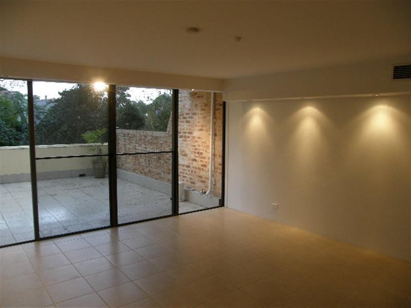 2/14 Kurraba Road, Neutral Bay NSW 2089