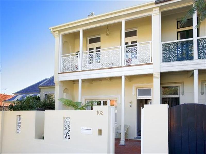 102 Raglan Street, Mosman NSW 2088