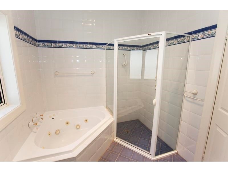 16 Crabbes Avenue, North Willoughby NSW 2068