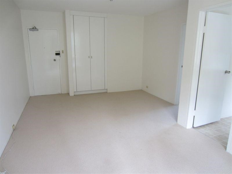 2/142 Ernest Street, Crows Nest NSW 2065